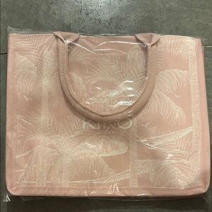 Kiko Milano x Nuaimi Dubai Pink Palm-Print Tote